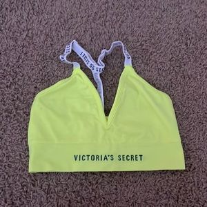 Pink Victoria Secrets bra